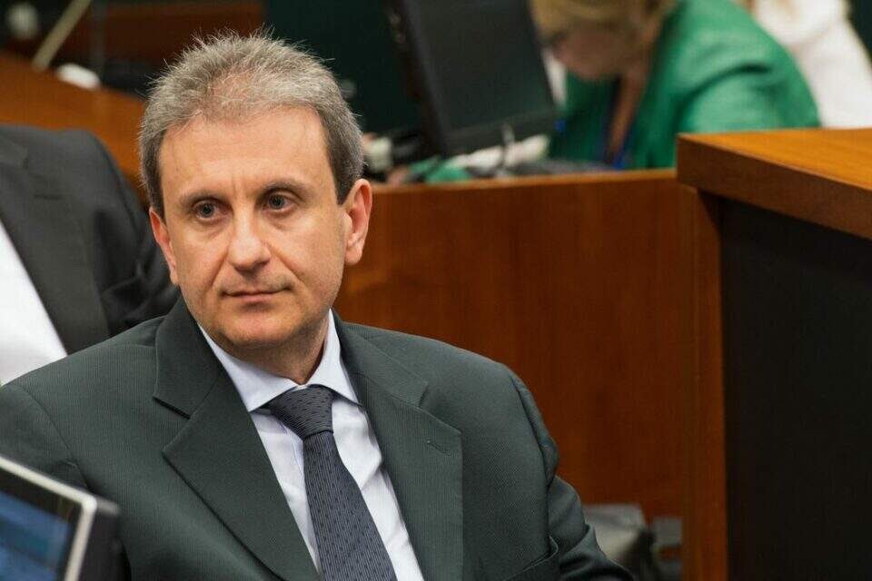 Preso, ex-doleiro Youssef chega à carceragem da PF em&nbsp;Curitiba