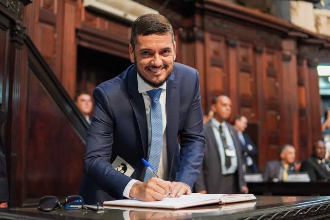 Deputado Rodrigo Bacellar quer deixar o PL e poderá presidir o União&nbsp;Brasil