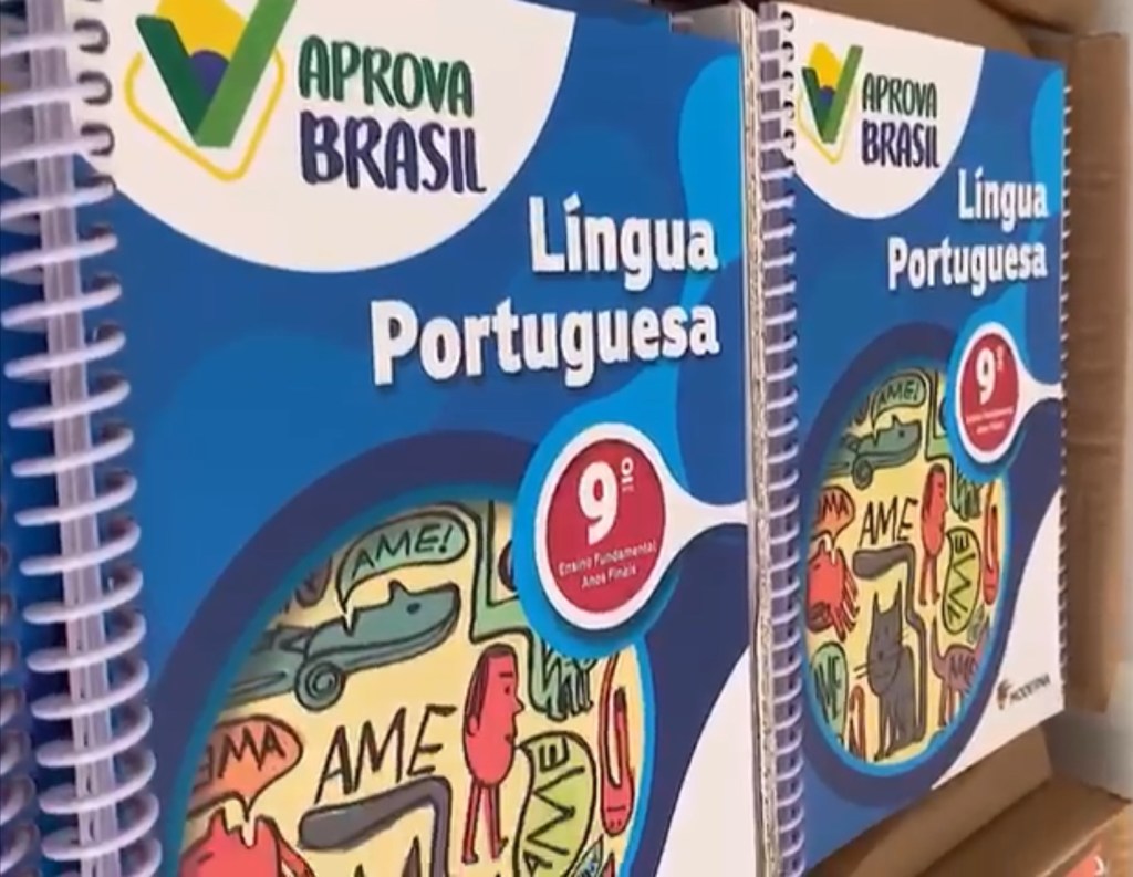 SEMED- Itaperuna-RJ recebeu e distribuiu o Aprova Brasil para toda a rede de&nbsp;ensino